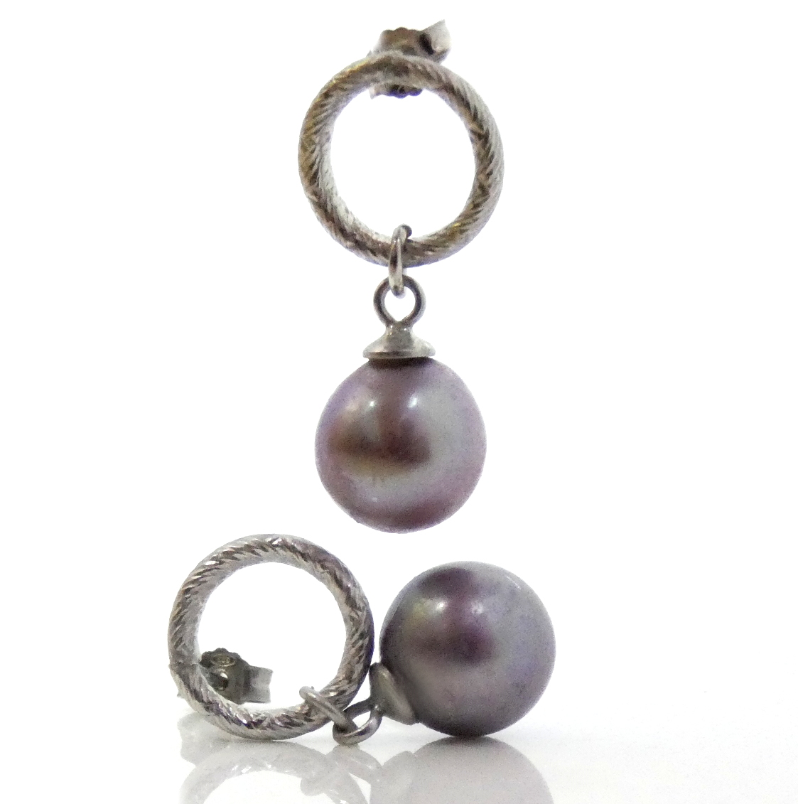 Lilac 9.6mm Edison Round Pearl Earrings